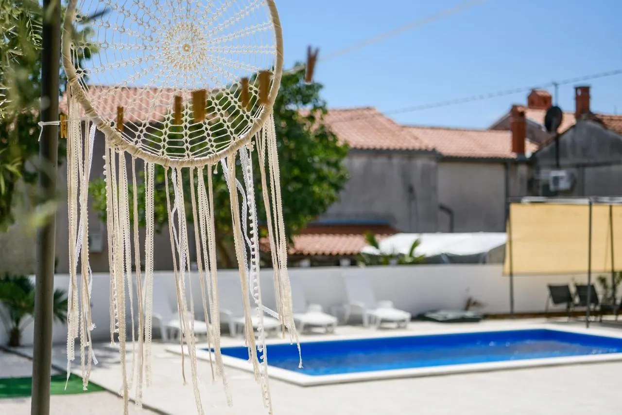 Appartement Summer House Nina Pavicini Croatie