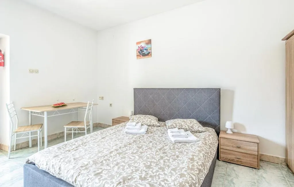 Summer House Nina Pavicini Appartement